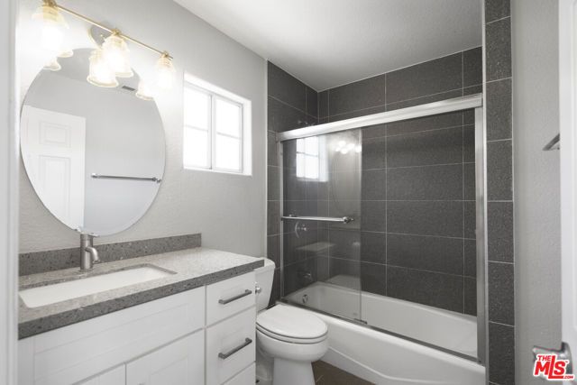 26121 Oak Street A, Lomita, CA 90717