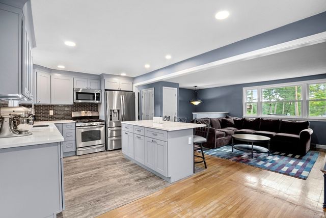 23 Cranberry Circle, Carver, MA 02330