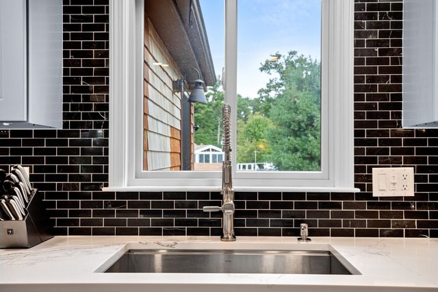 23 Cranberry Circle, Carver, MA 02330
