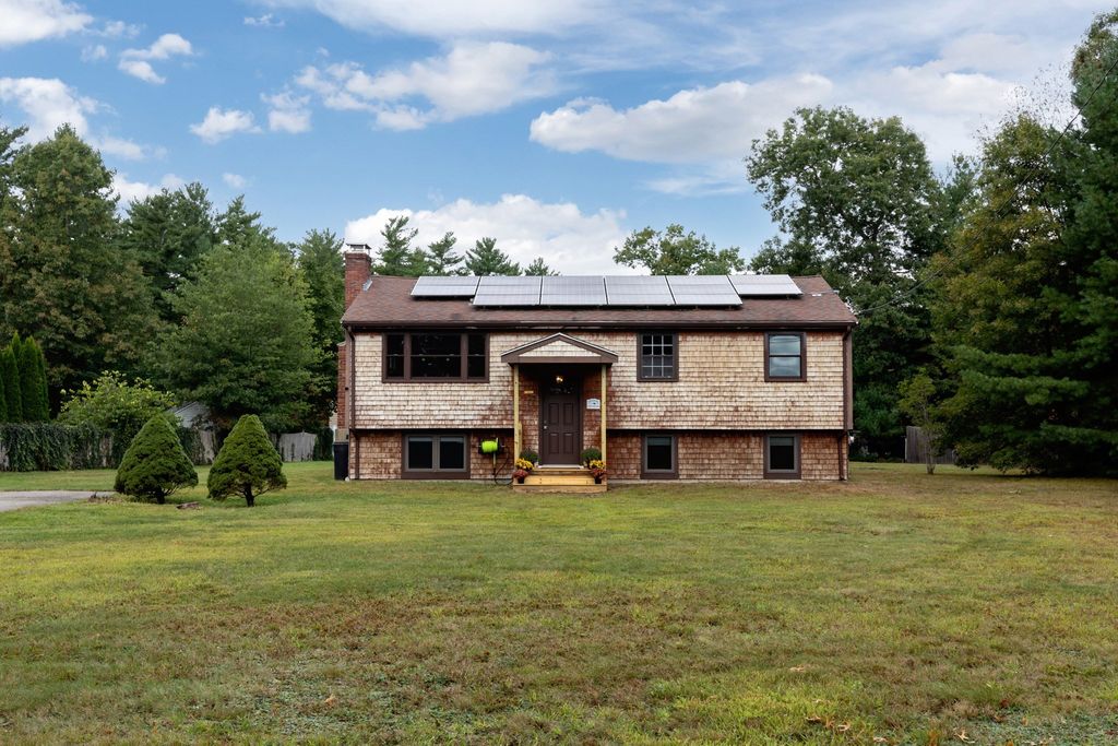 23 Cranberry Circle, Carver, MA 02330