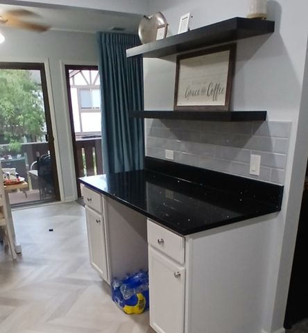 373 Ferndale Court C2, Schaumburg, IL 60193