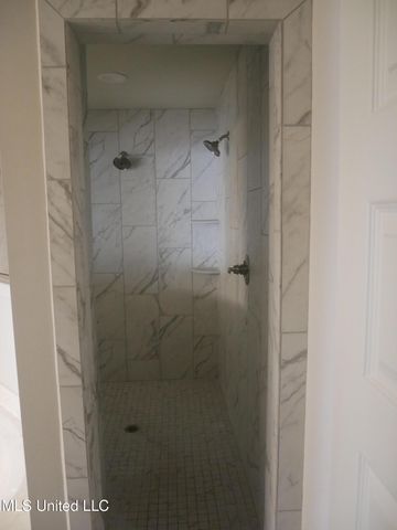 8605 Channing Lane, Southaven, MS 38672