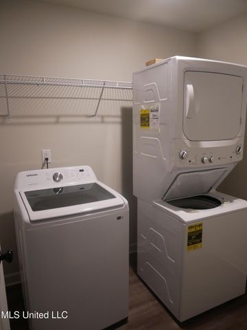 8605 Channing Lane, Southaven, MS 38672