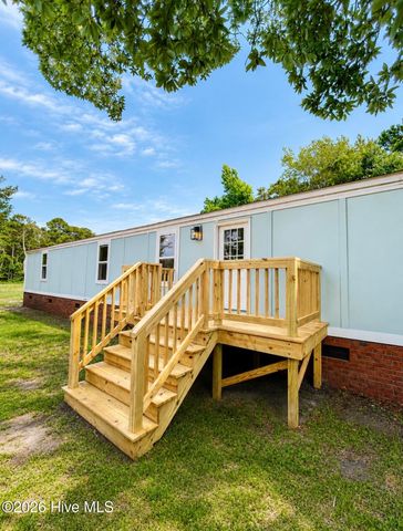5431 Cardinal Road SW, Ocean Isle Beach, NC 28469