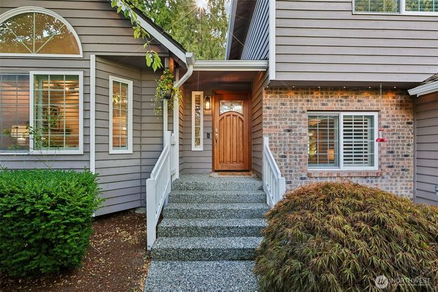 1011 16th Court, Mukilteo, WA 98275