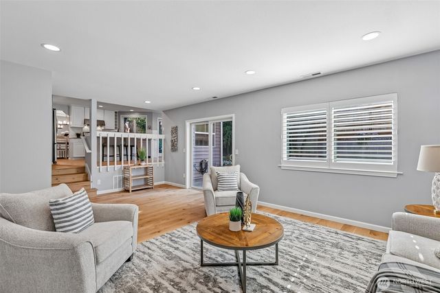 1011 16th Court, Mukilteo, WA 98275