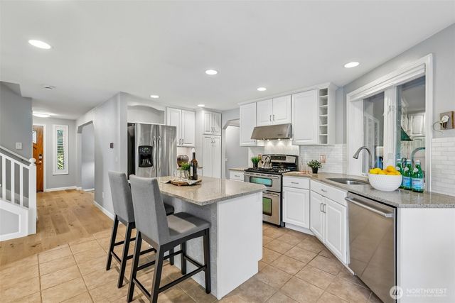 1011 16th Court, Mukilteo, WA 98275