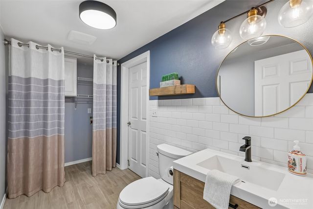 1011 16th Court, Mukilteo, WA 98275