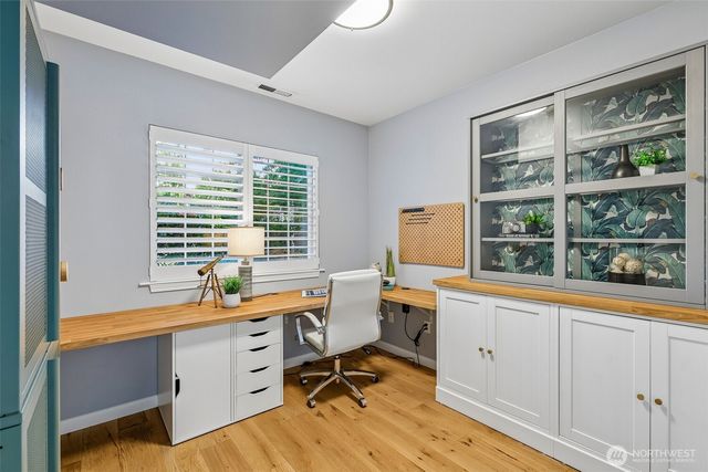 1011 16th Court, Mukilteo, WA 98275