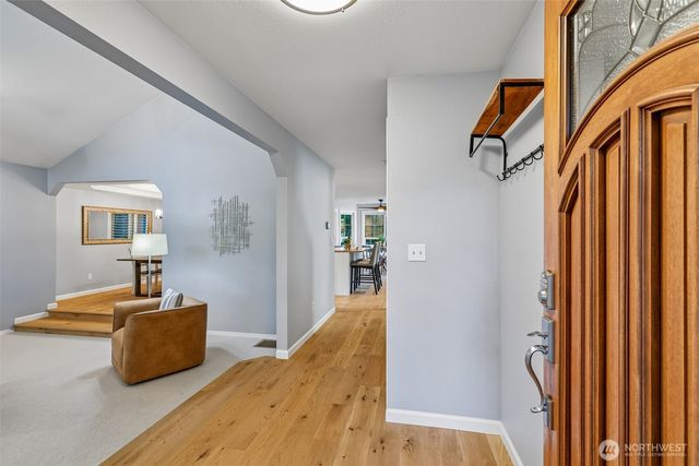1011 16th Court, Mukilteo, WA 98275