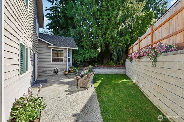 1011 16th Court, Mukilteo, WA 98275