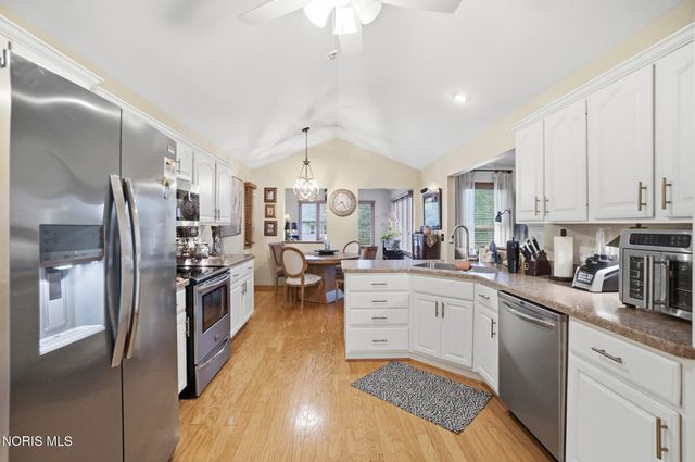 5862 Summer Place Drive, Sylvania, OH 43560