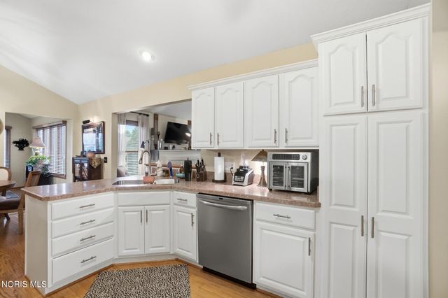 5862 Summer Place Drive, Sylvania, OH 43560