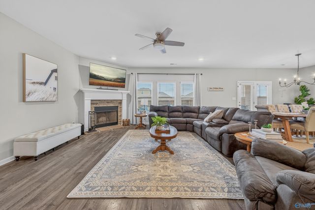 102 Arctic Fox Trail, Meridianville, AL 35759