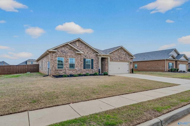 102 Arctic Fox Trail, Meridianville, AL 35759