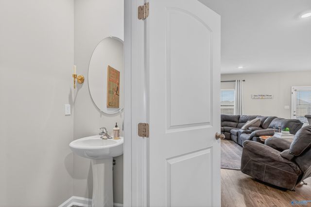 102 Arctic Fox Trail, Meridianville, AL 35759