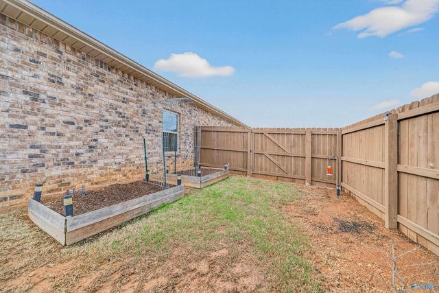 102 Arctic Fox Trail, Meridianville, AL 35759