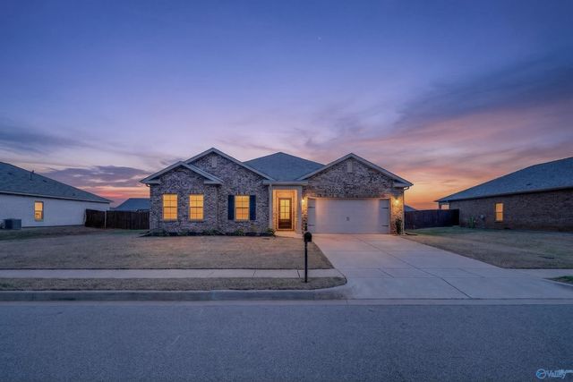 102 Arctic Fox Trail, Meridianville, AL 35759