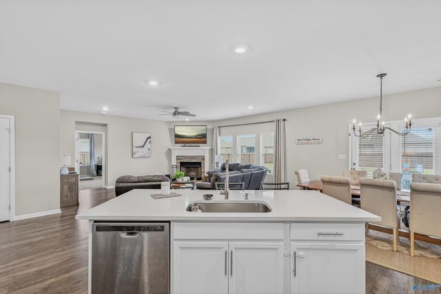 102 Arctic Fox Trail, Meridianville, AL 35759