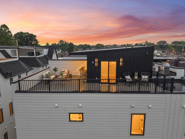 1087 W 3rd Avenue, Columbus, OH 43212