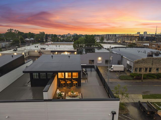 1087 W 3rd Avenue, Columbus, OH 43212