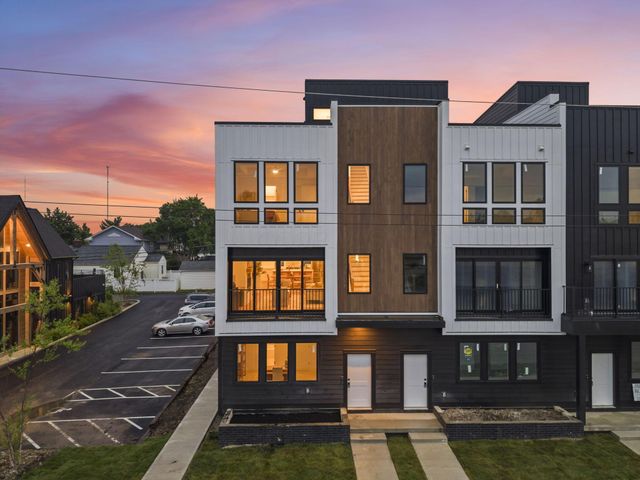1087 W 3rd Avenue, Columbus, OH 43212