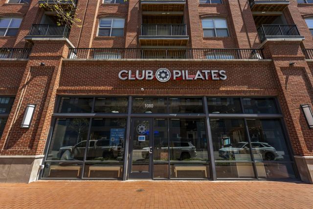 1087 W 3rd Avenue, Columbus, OH 43212