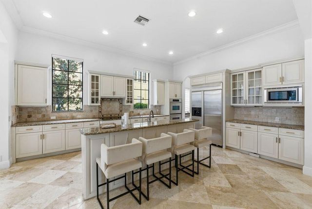 9460 Eden Manor, Parkland, FL 33076