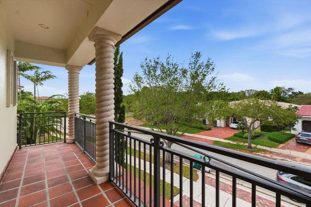 9460 Eden Manor, Parkland, FL 33076