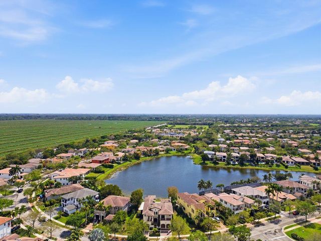 9460 Eden Manor, Parkland, FL 33076