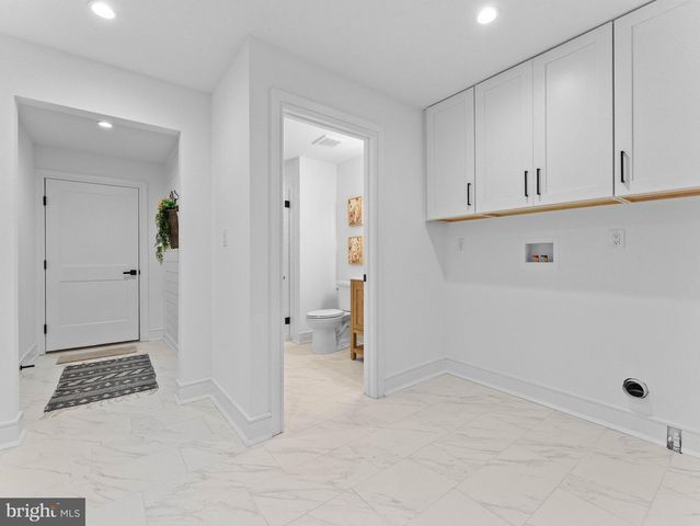 40 E CENTENNIAL DR, Medford, NJ 08055