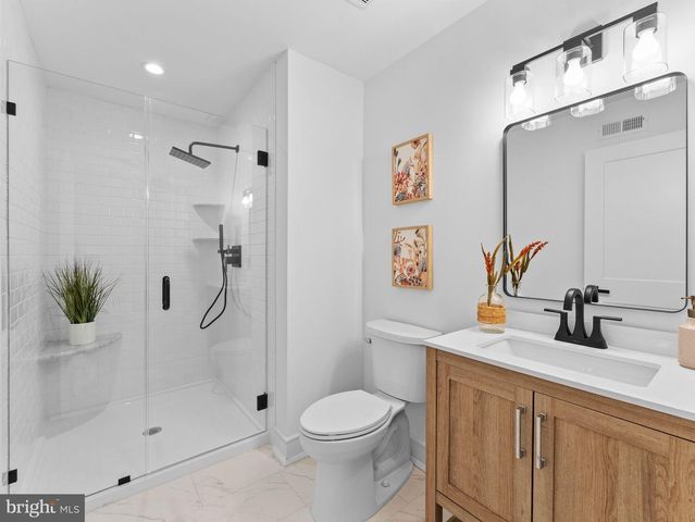 40 E CENTENNIAL DR, Medford, NJ 08055