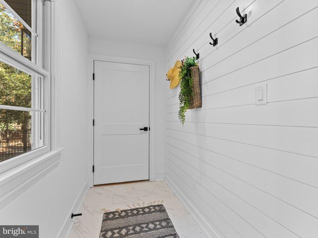 40 E CENTENNIAL DR, Medford, NJ 08055