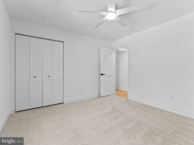 40 E CENTENNIAL DR, Medford, NJ 08055