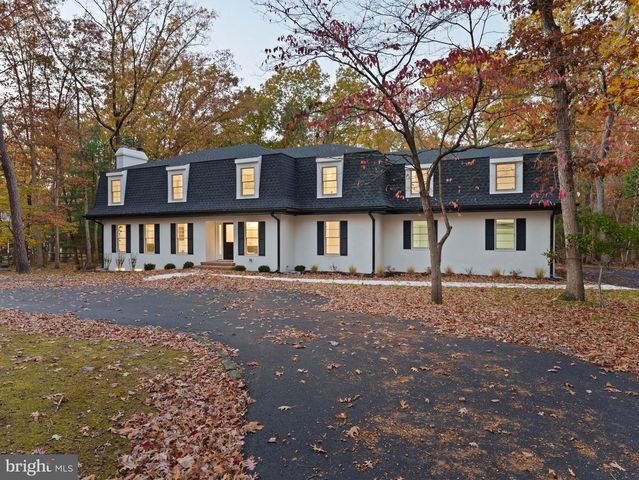 40 E CENTENNIAL DR, Medford, NJ 08055