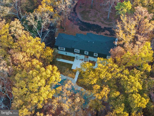 40 E CENTENNIAL DR, Medford, NJ 08055