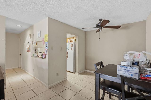 9582 Windswept Lane 9582, Houston, TX 77063