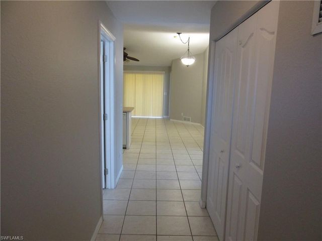 269-271 SW 4th ST, Cape Coral, FL 33991