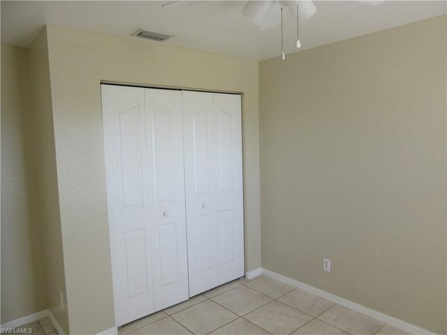 269-271 SW 4th ST, Cape Coral, FL 33991