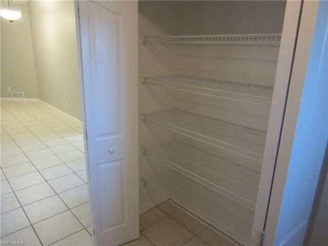 269-271 SW 4th ST, Cape Coral, FL 33991