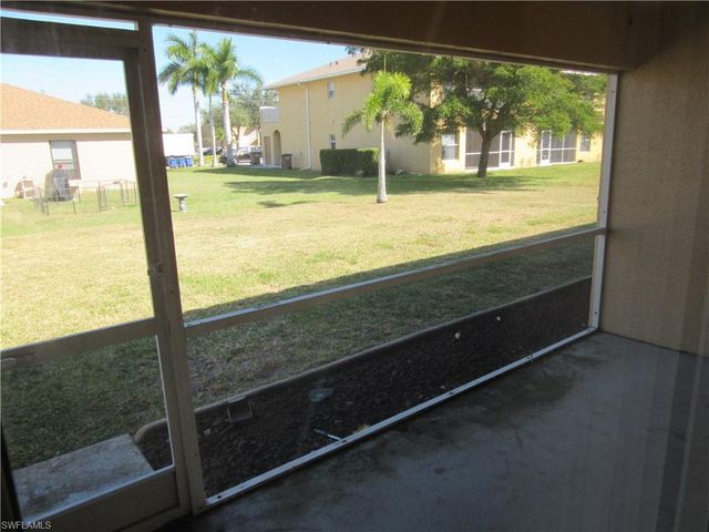 269-271 SW 4th ST, Cape Coral, FL 33991