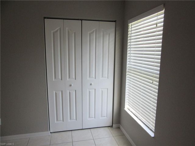 269-271 SW 4th ST, Cape Coral, FL 33991