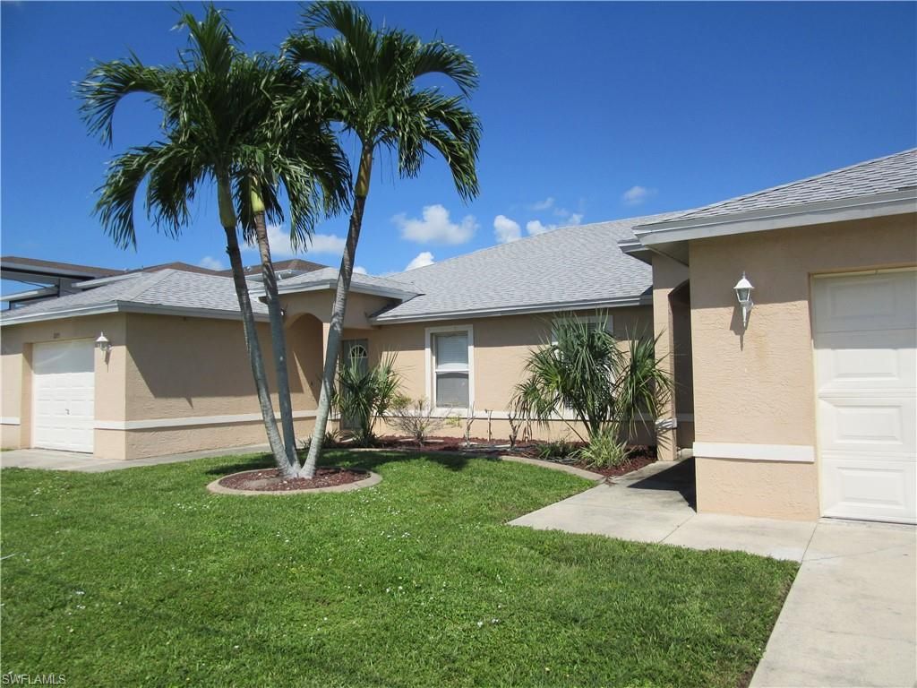 269-271 SW 4th ST, Cape Coral, FL 33991