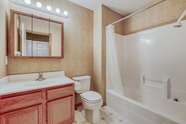 3308 Glynwater Trail NW, Prior Lake, MN 55372