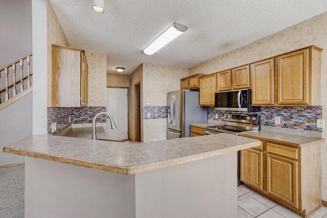 3308 Glynwater Trail NW, Prior Lake, MN 55372