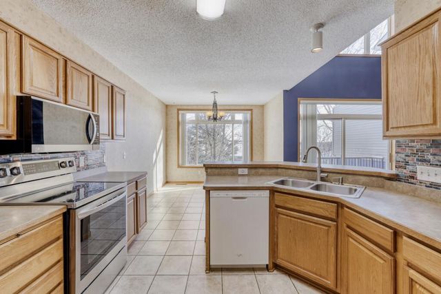 3308 Glynwater Trail NW, Prior Lake, MN 55372