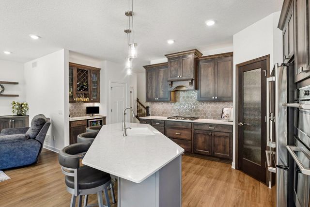 1109 Fabel Lane, Waconia, MN 55387