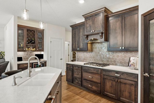 1109 Fabel Lane, Waconia, MN 55387