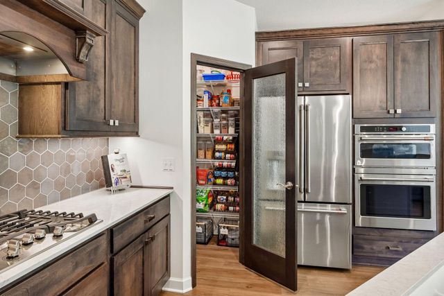 1109 Fabel Lane, Waconia, MN 55387