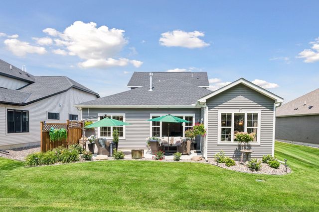 1109 Fabel Lane, Waconia, MN 55387